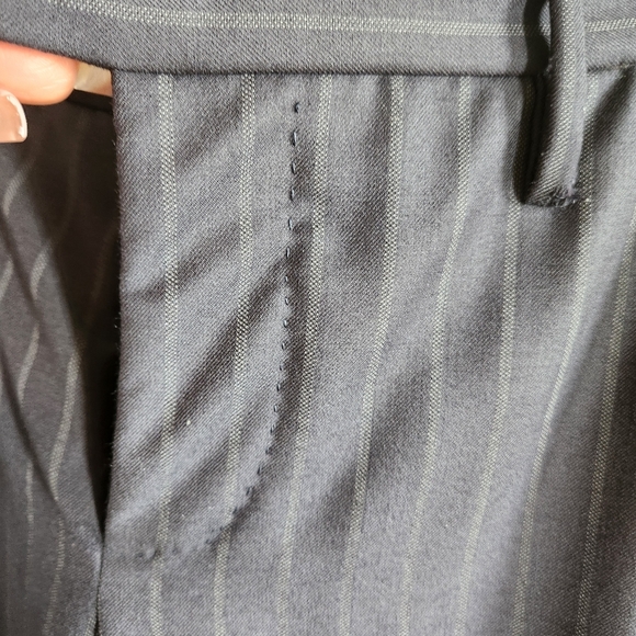 Gucci authentic pants size 44 - Picture 6 of 14